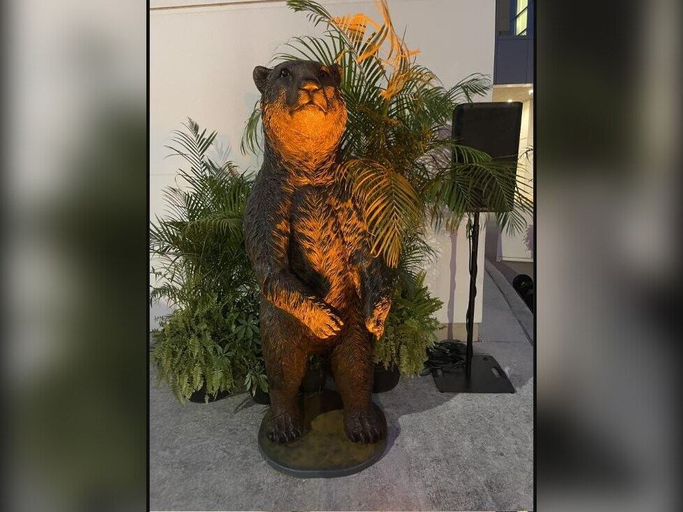 Giant bear statue photo prop